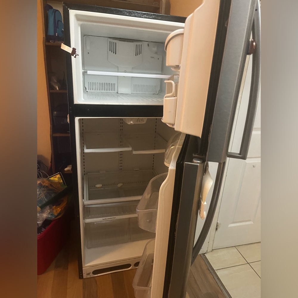 Used Refrigerator PERFECTLY WORKING